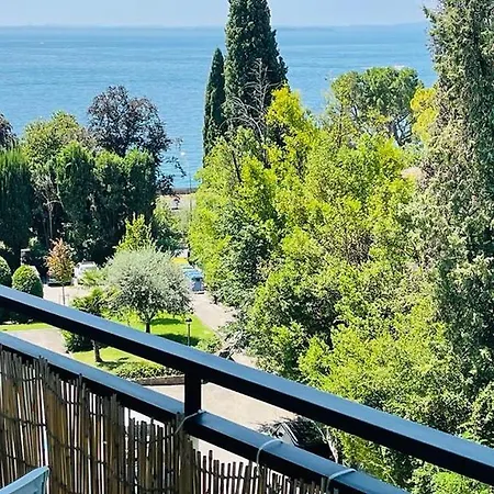 Garda Lake And Swimming Pool Lejlighed Garda (Verona)